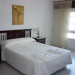 Frontera بيت ضيافة *
